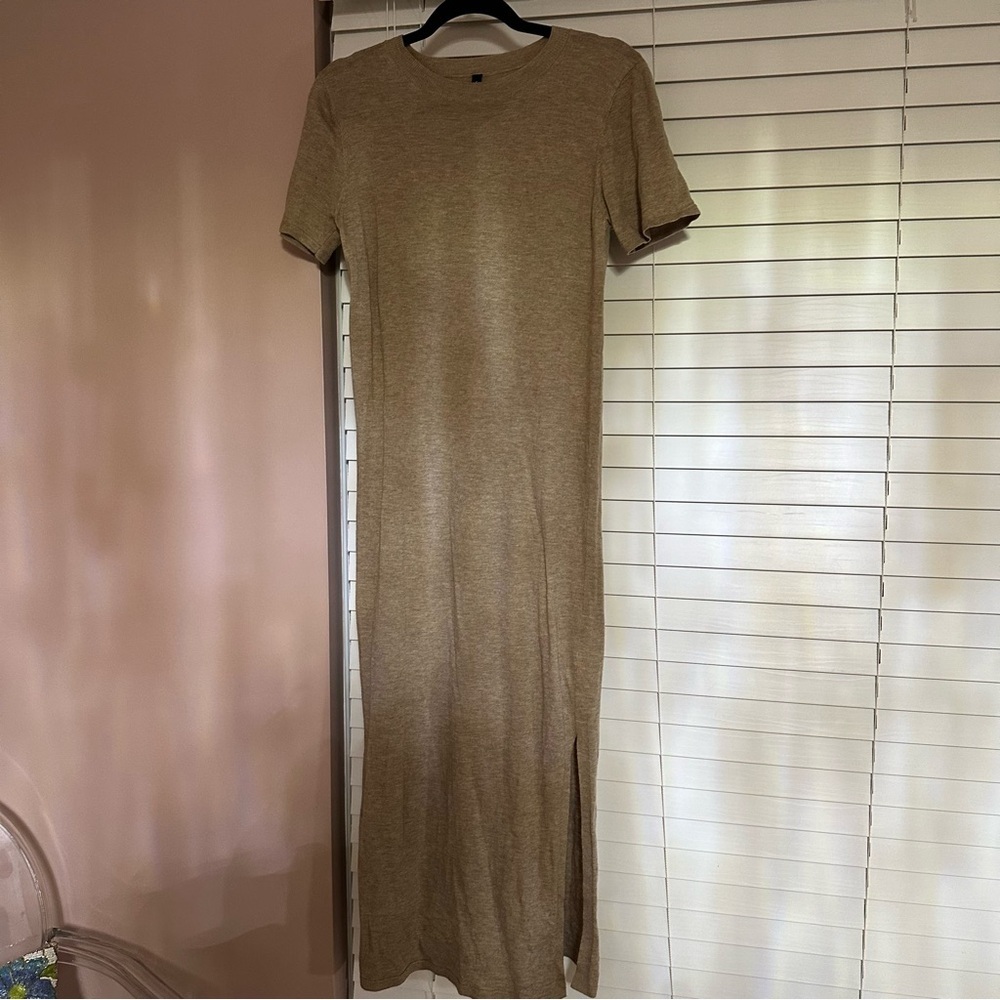 Beige Knit Long Dress With Side Slits - Picture 4 of 11